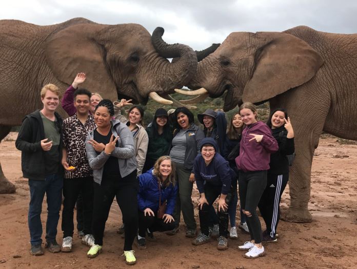 NOCCCD Students with Elephants
